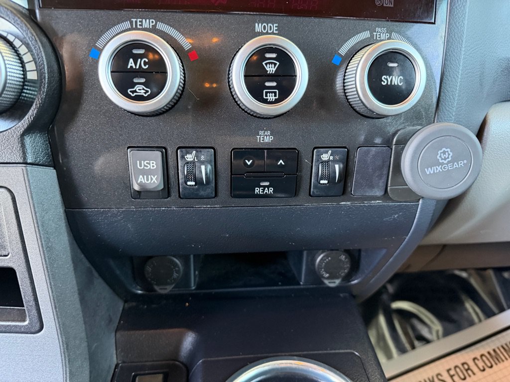 Used 2018 Toyota Sequoia Limited w/ Safety & Convenience Package AWD/4WD image 14
