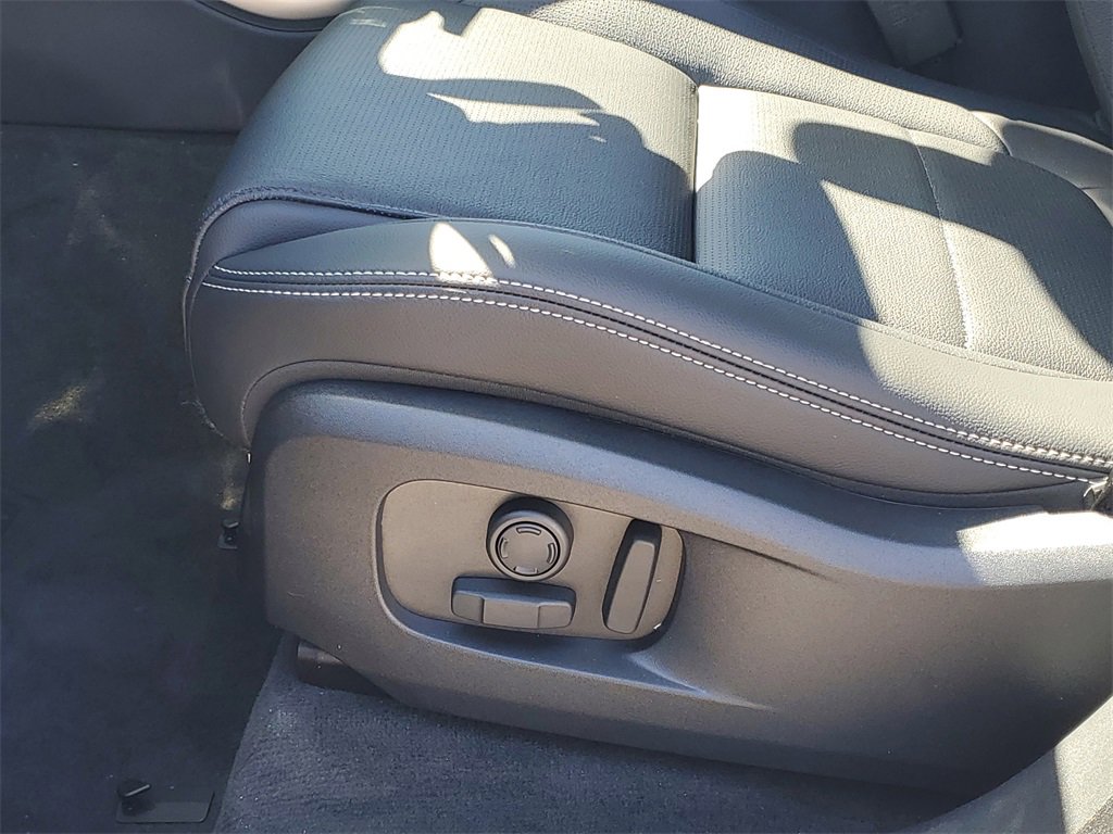 New 2026 Jaguar F-PACE R-Dynamic S image 12