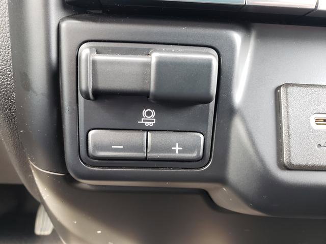 Used 2020 Chevrolet Silverado 1500 LT w/ All-Star Edition AWD/4WD image 19