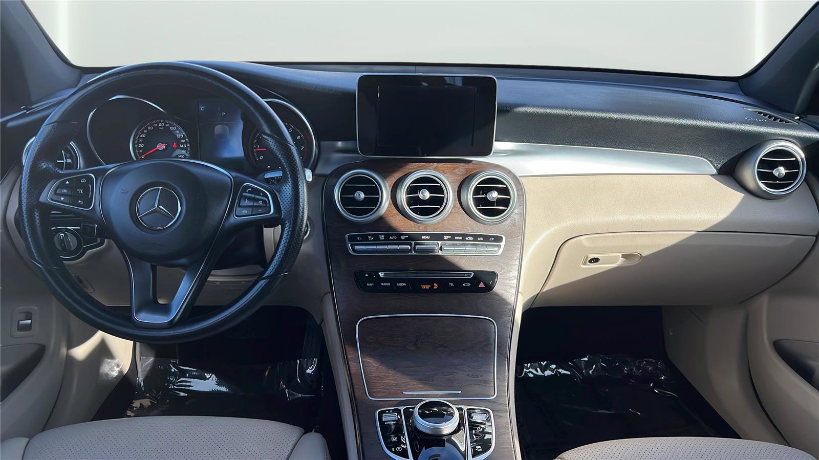 Used 2018 Mercedes-Benz GLC 300 image 9