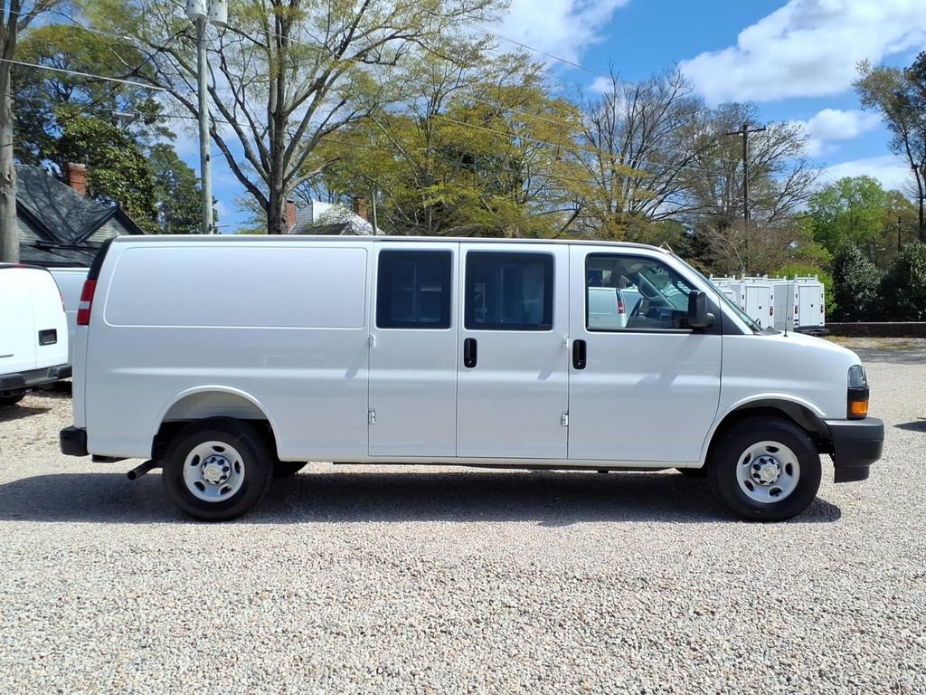 New 2026 Chevrolet Express 2500 Extended w/ Driver Convenience Package RWD image 11