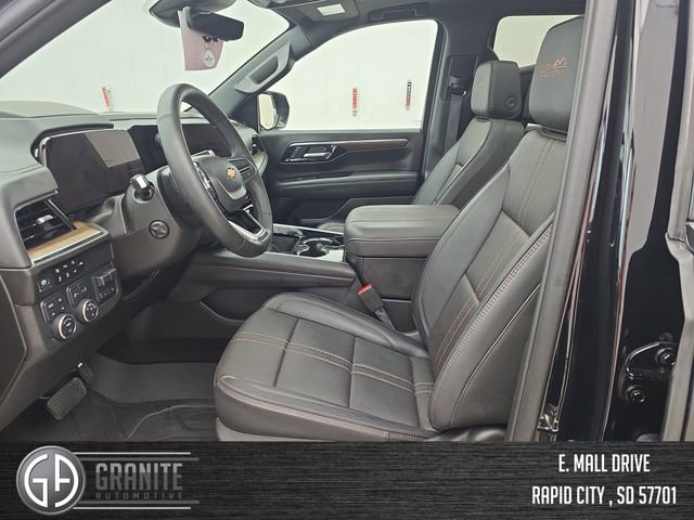 Used 2025 Chevrolet Tahoe High Country AWD/4WD image 9