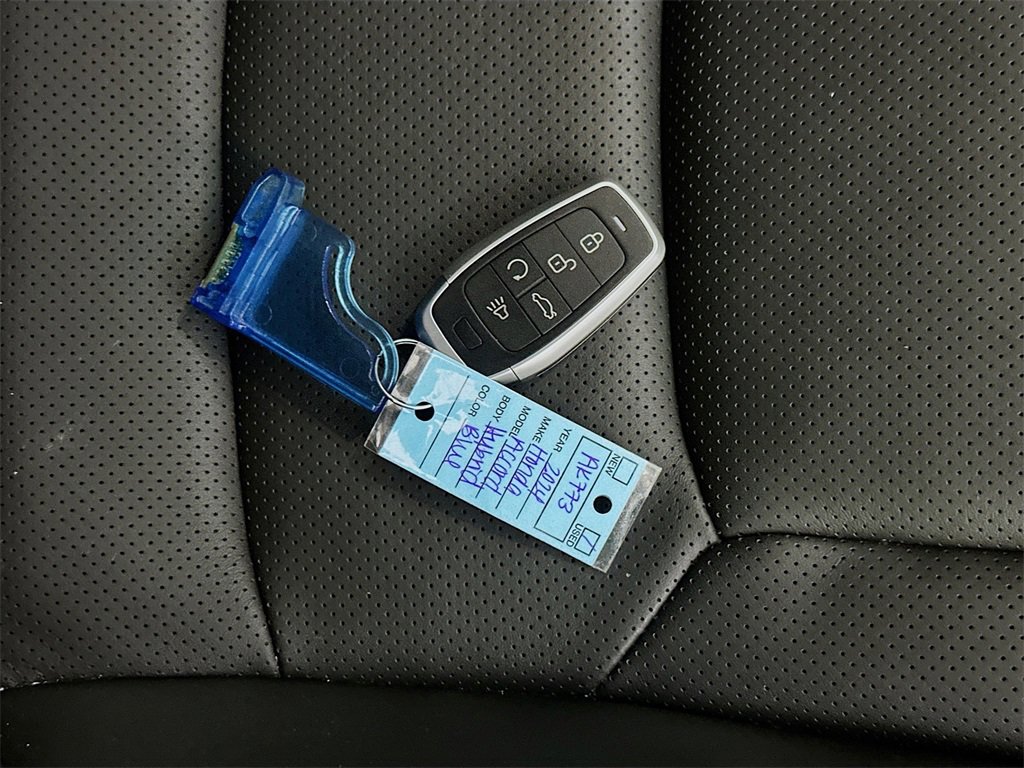 Used 2024 Honda Accord Sport image 33