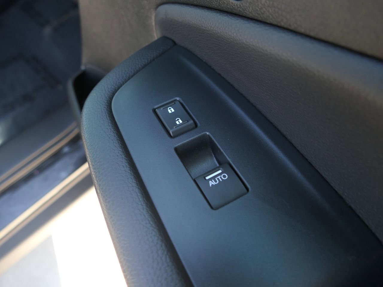 Used 2023 Honda Passport EX-L image 30