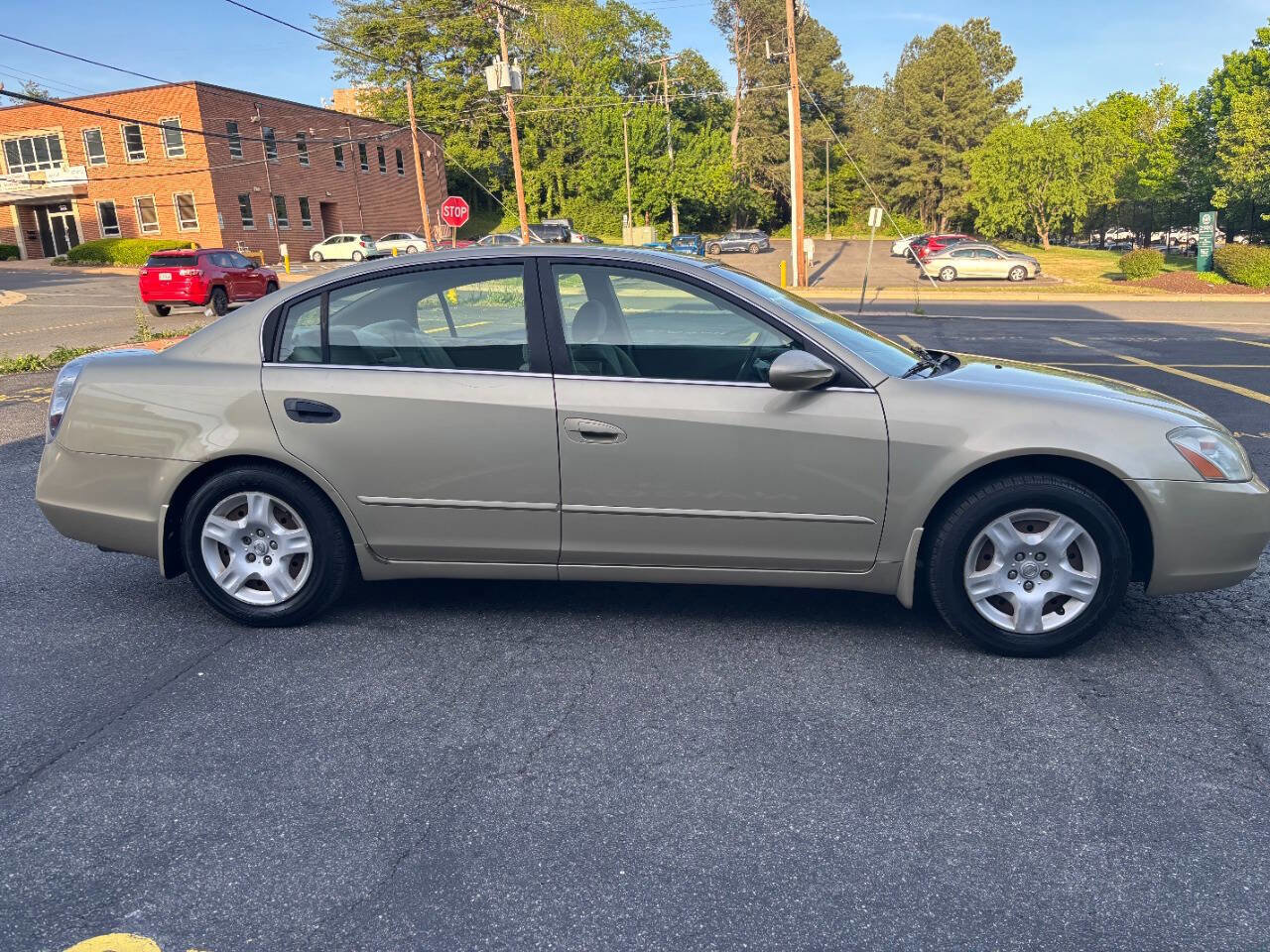 Used 2003 Nissan Altima 2.5 S FWD image 4