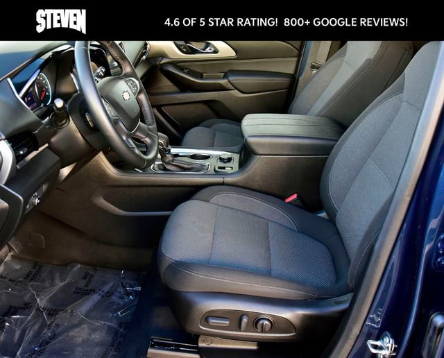 Used 2023 Chevrolet Traverse LT image 13