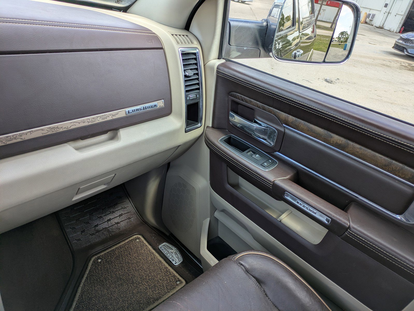 Used 2016 RAM 3500 Laramie Longhorn w/ Convenience Group image 13