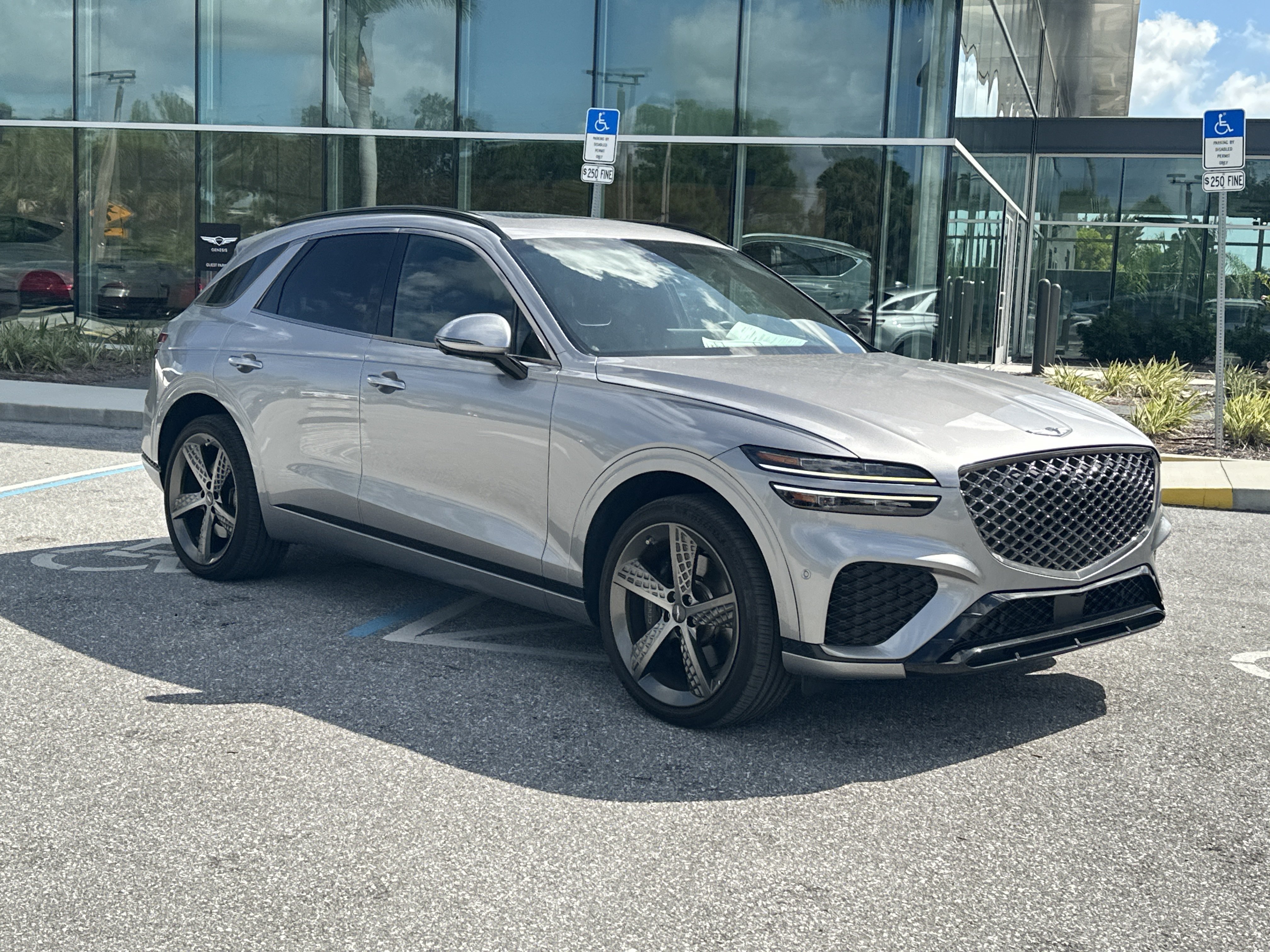 Certified 2024 Genesis GV70 3.5T Sport w/ Sport Advanced Package AWD/4WD image 5