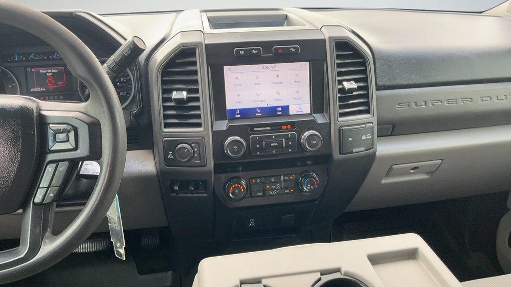 Used 2020 Ford F250 XL w/ STX Appearance Package AWD/4WD image 8
