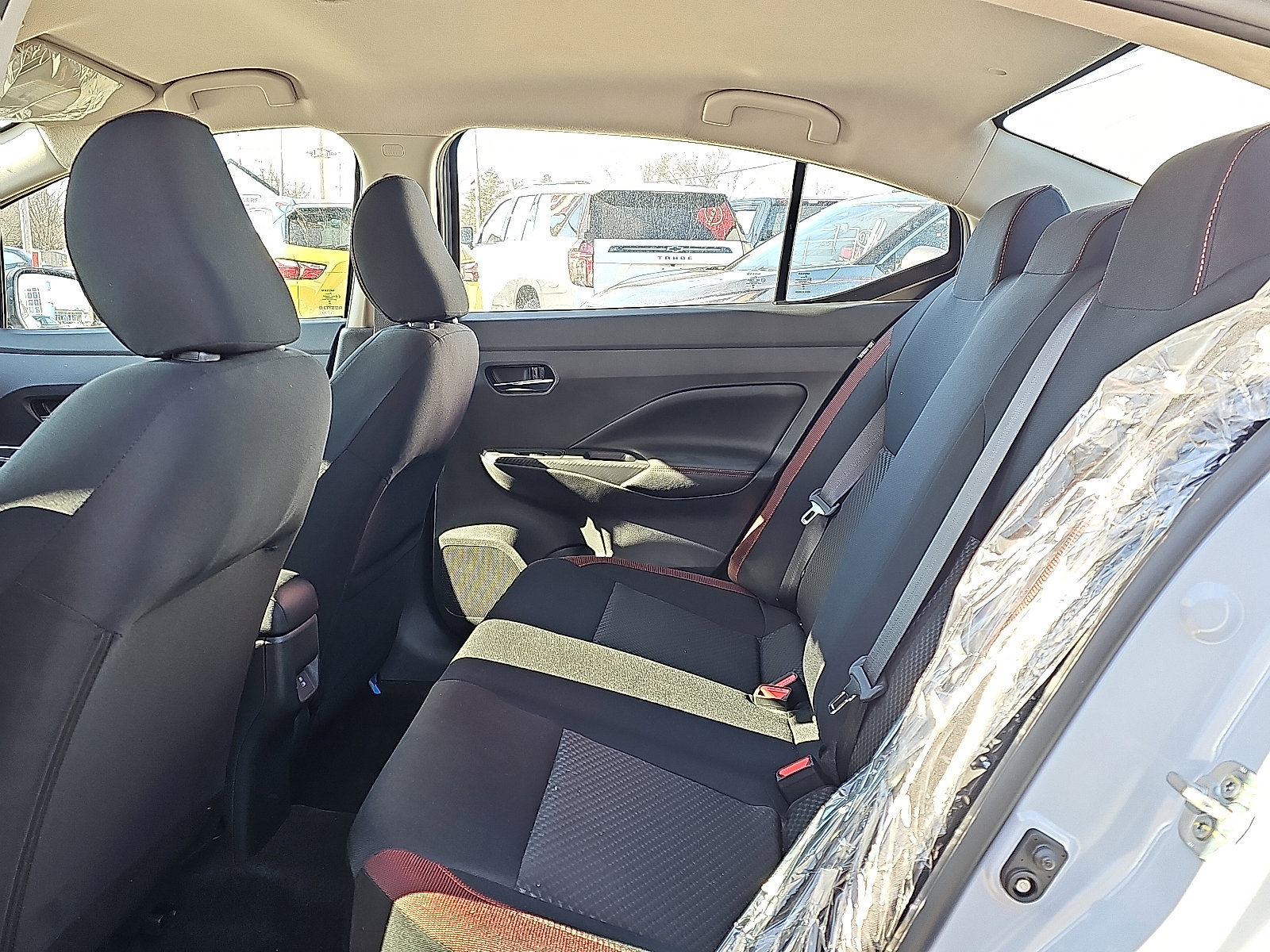 New 2025 Nissan Versa SR w/ Trunk Package image 6