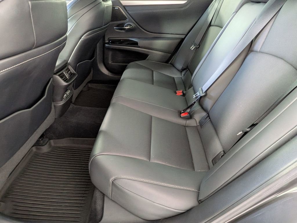 Used 2022 Lexus ES 350 F Sport w/ Accessory Package 2 FWD image 26