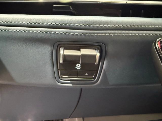 Used 2025 Cadillac Escalade IQ Luxury 2 w/ LPO, Premium Carpet Package image 46