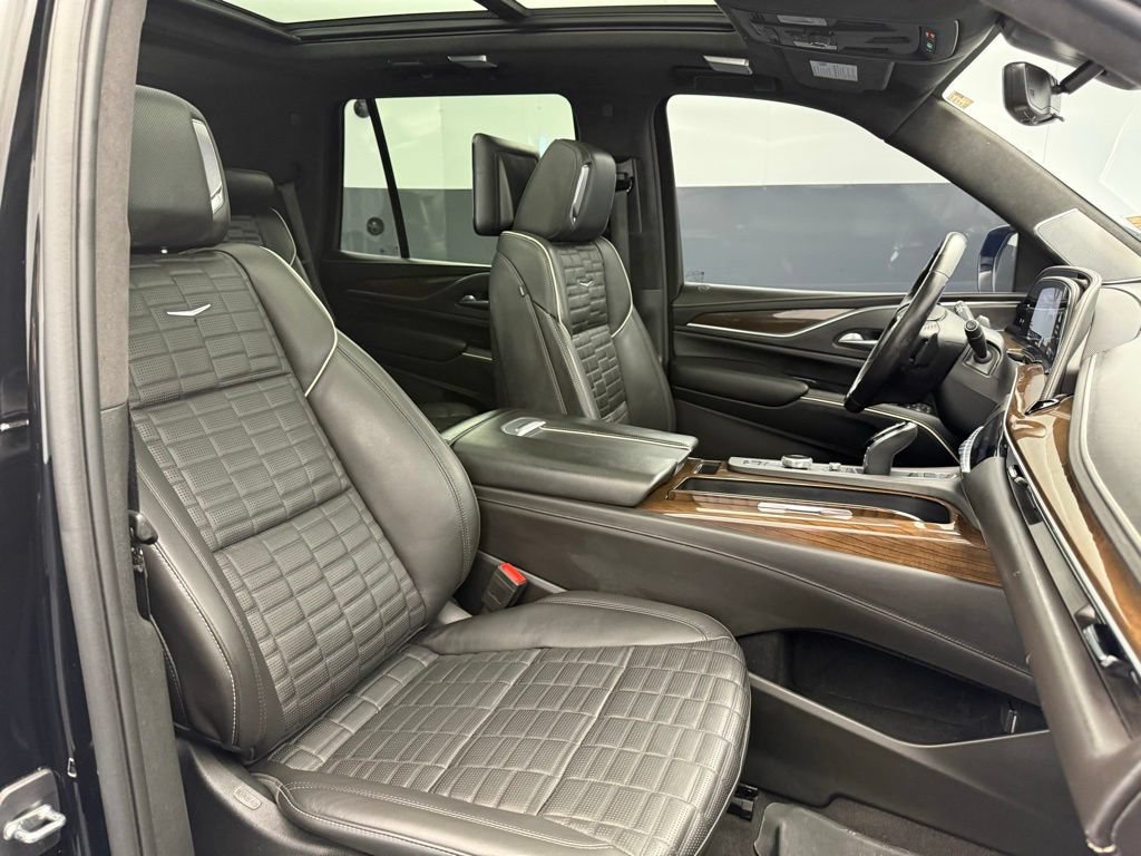 Used 2023 Cadillac Escalade Sport Platinum w/ Heavy-Duty Trailer Package AWD/4WD image 69