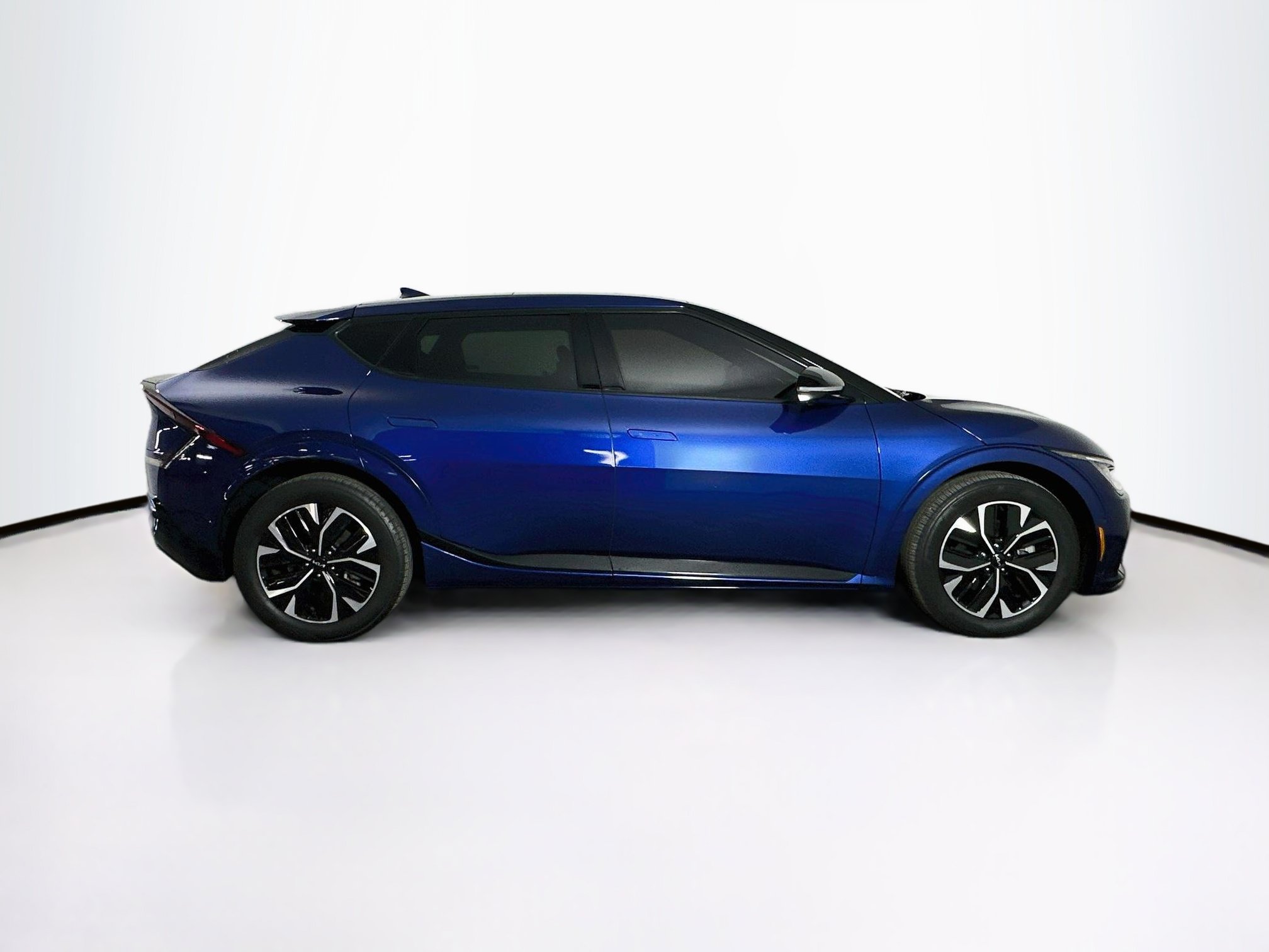 Used 2024 Kia EV6 GT-Line RWD image 10