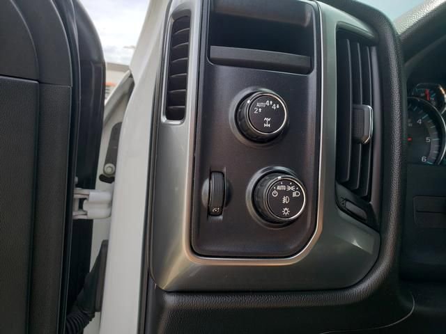 Used 2017 Chevrolet Silverado 1500 LT w/ All Star Edition AWD/4WD image 24