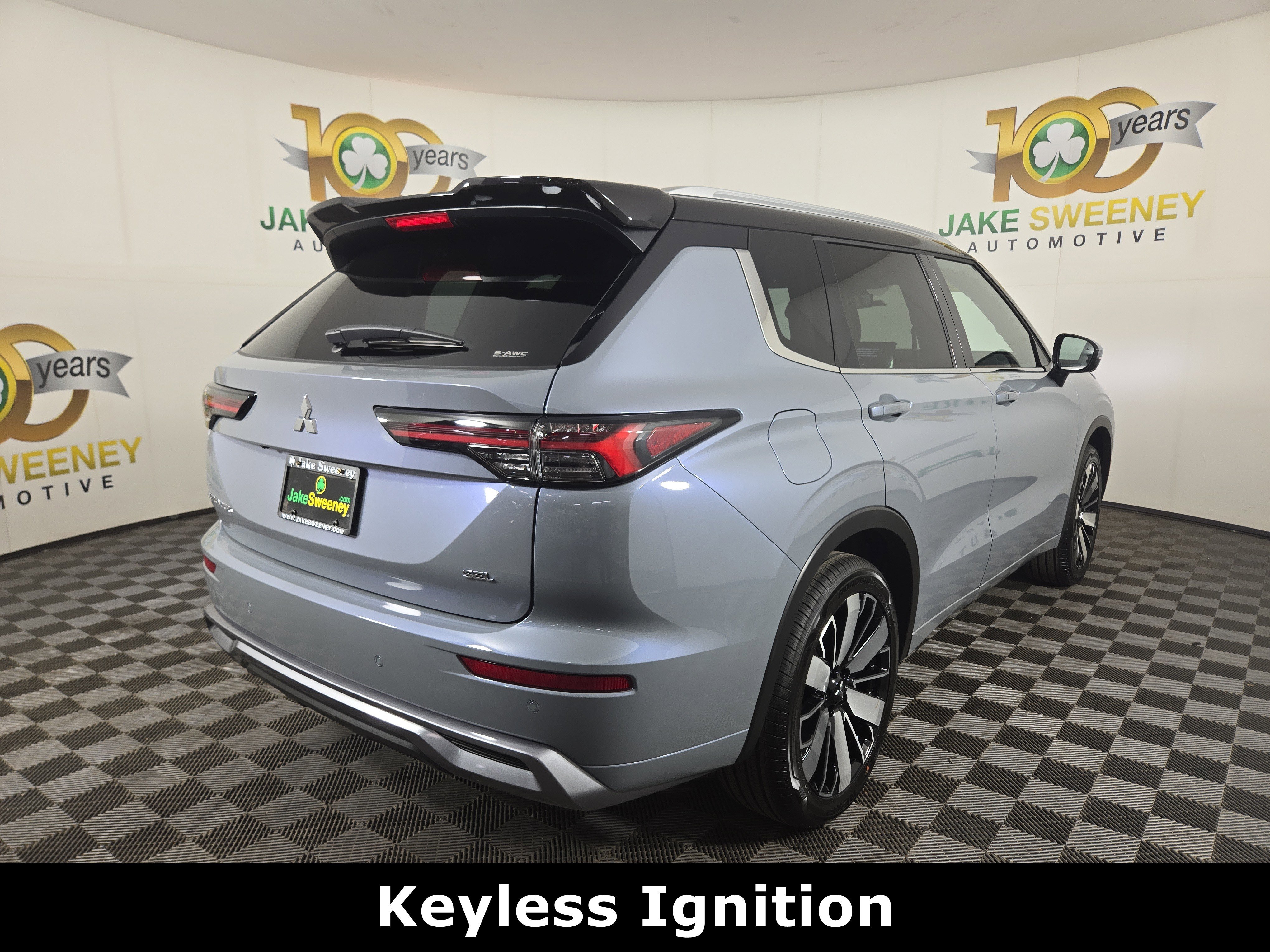 New 2026 Mitsubishi Outlander SEL image 7