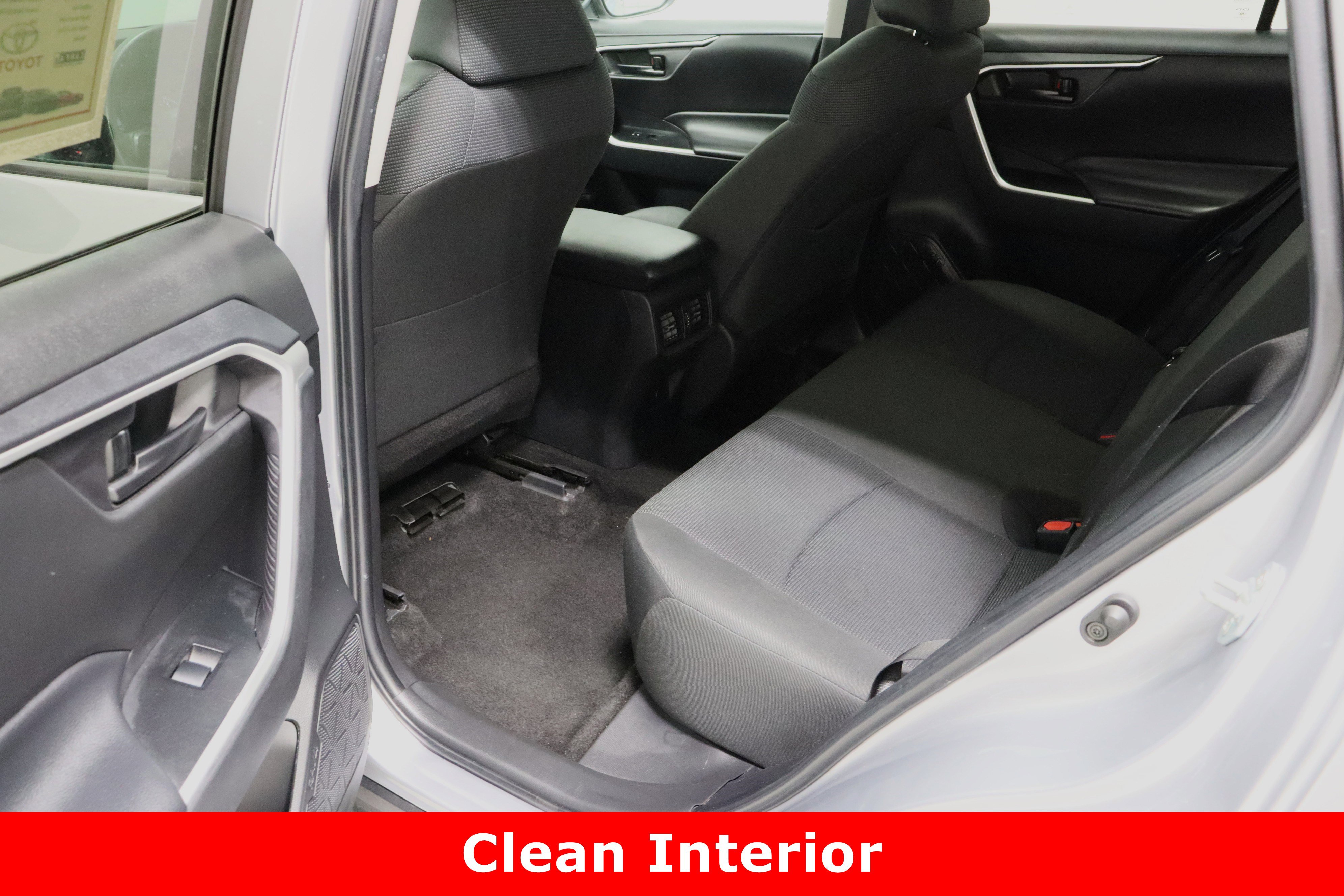 Used 2024 Toyota RAV4 LE image 23