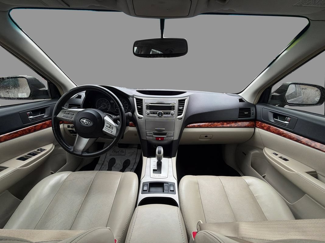 Used 2011 Subaru Legacy 2.5i Limited w/ Popular Equipment Group 1B AWD/4WD image 9