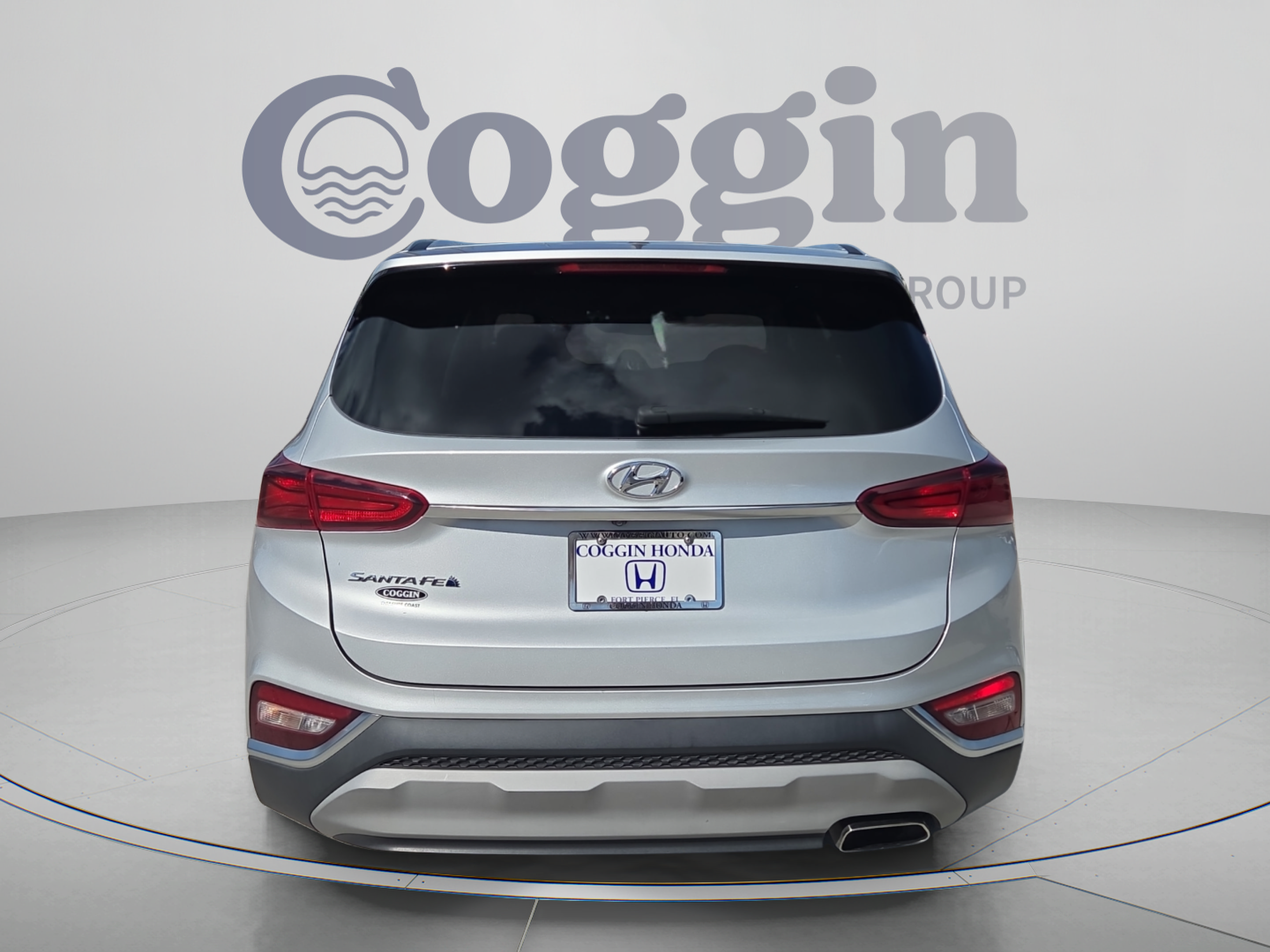 Used 2019 Hyundai Santa Fe SE FWD image 4