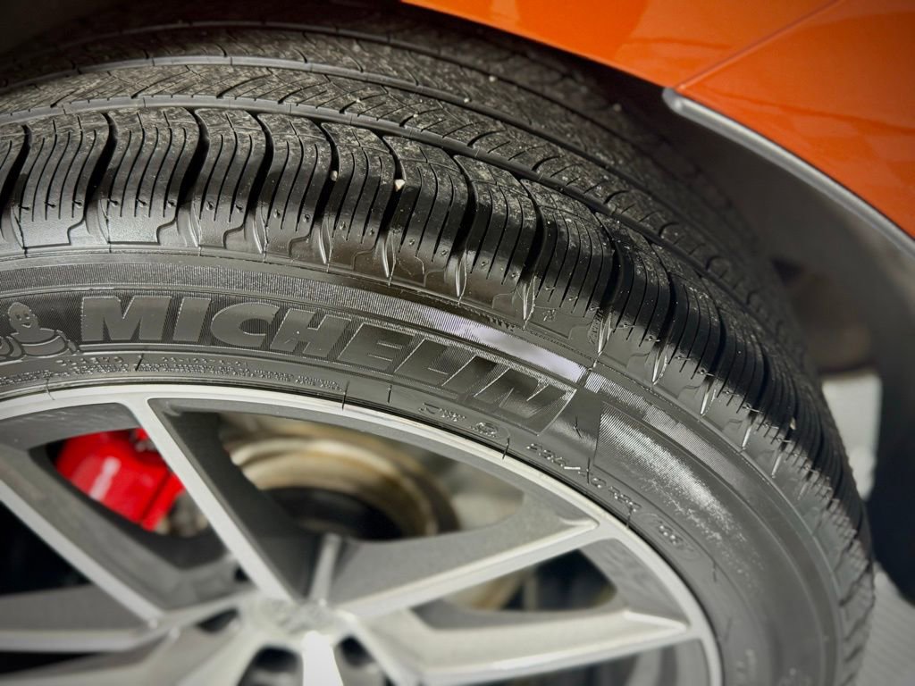 Certified 2022 Porsche Macan S AWD/4WD image 16