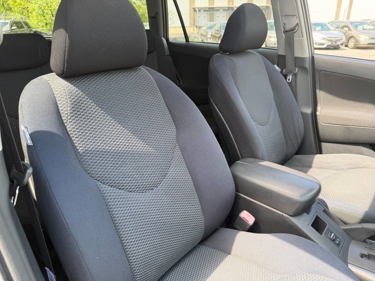 Used 2007 Toyota RAV4 Sport AWD/4WD image 38