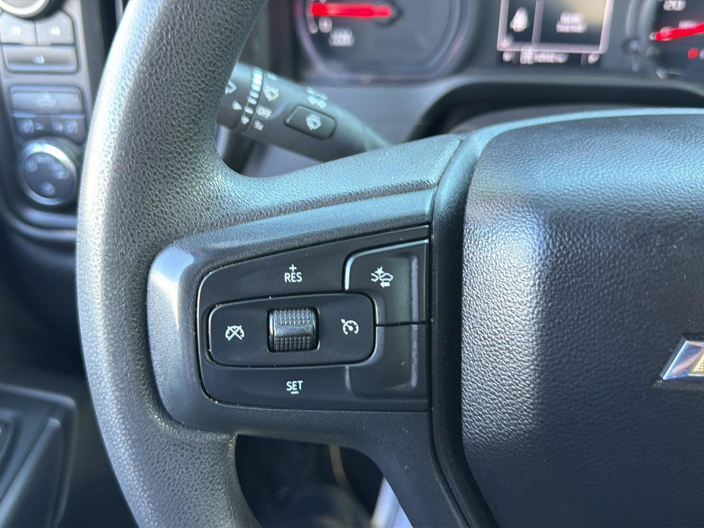 Used 2024 Chevrolet Silverado 2500 Custom w/ Custom Convenience Package AWD/4WD image 17