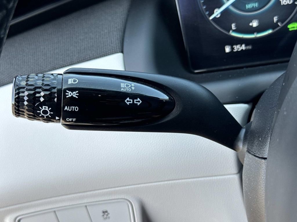 Certified 2024 Hyundai Tucson Limited image 19