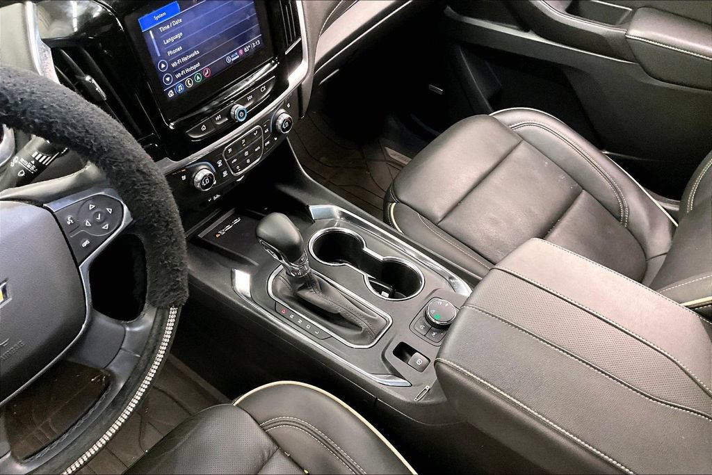 Used 2023 Chevrolet Traverse Premier AWD/4WD image 16
