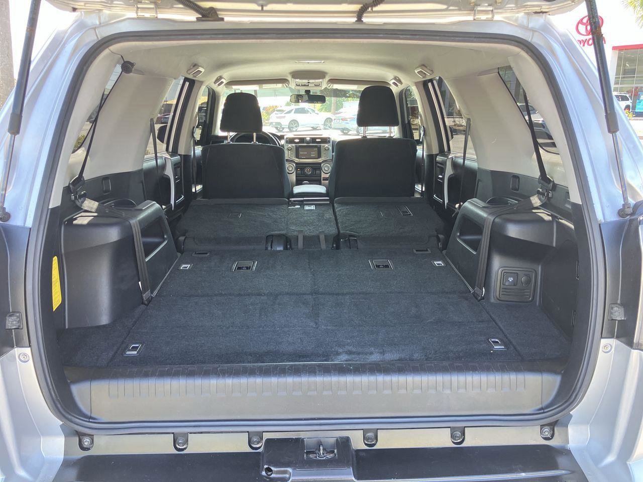 Used 2016 Toyota 4Runner SR5 image 28