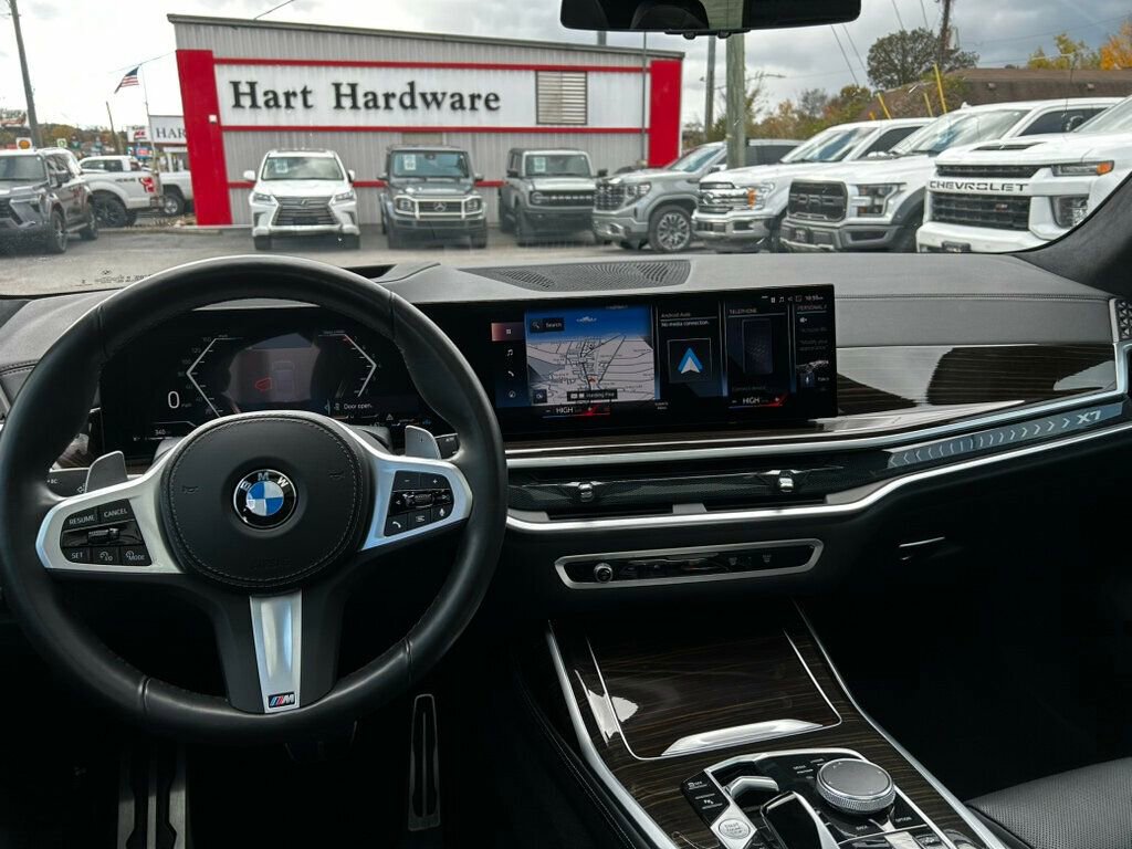 Used 2023 BMW X7 xDrive40i w/ M Sport Package image 32