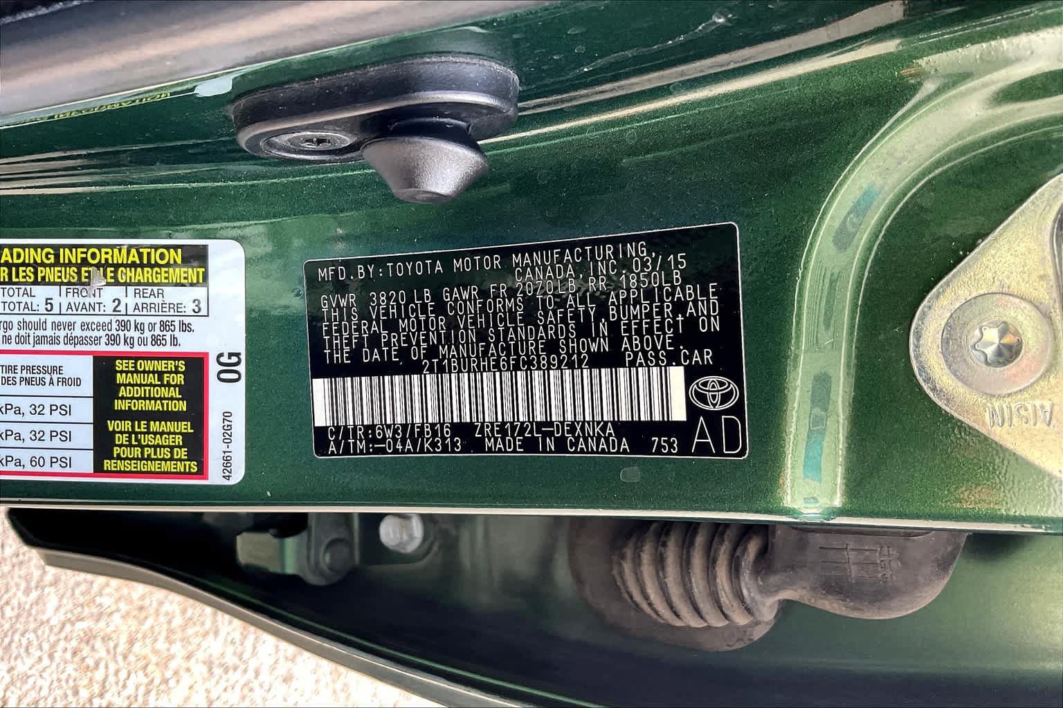 Used 2015 Toyota Corolla LE FWD image 34
