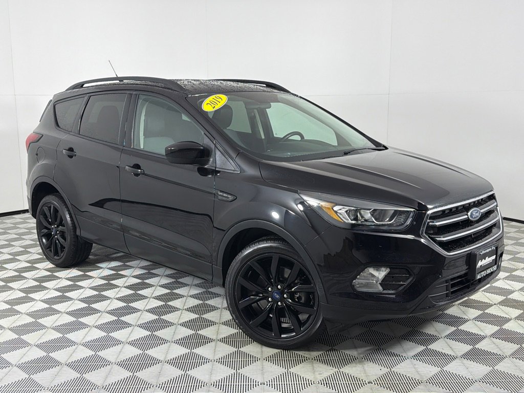 Used 2019 Ford Escape SE AWD/4WD image 2
