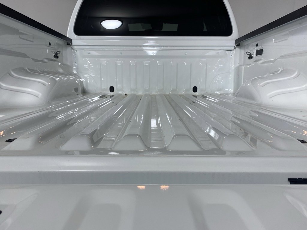 Used 2025 Nissan Frontier SV image 22