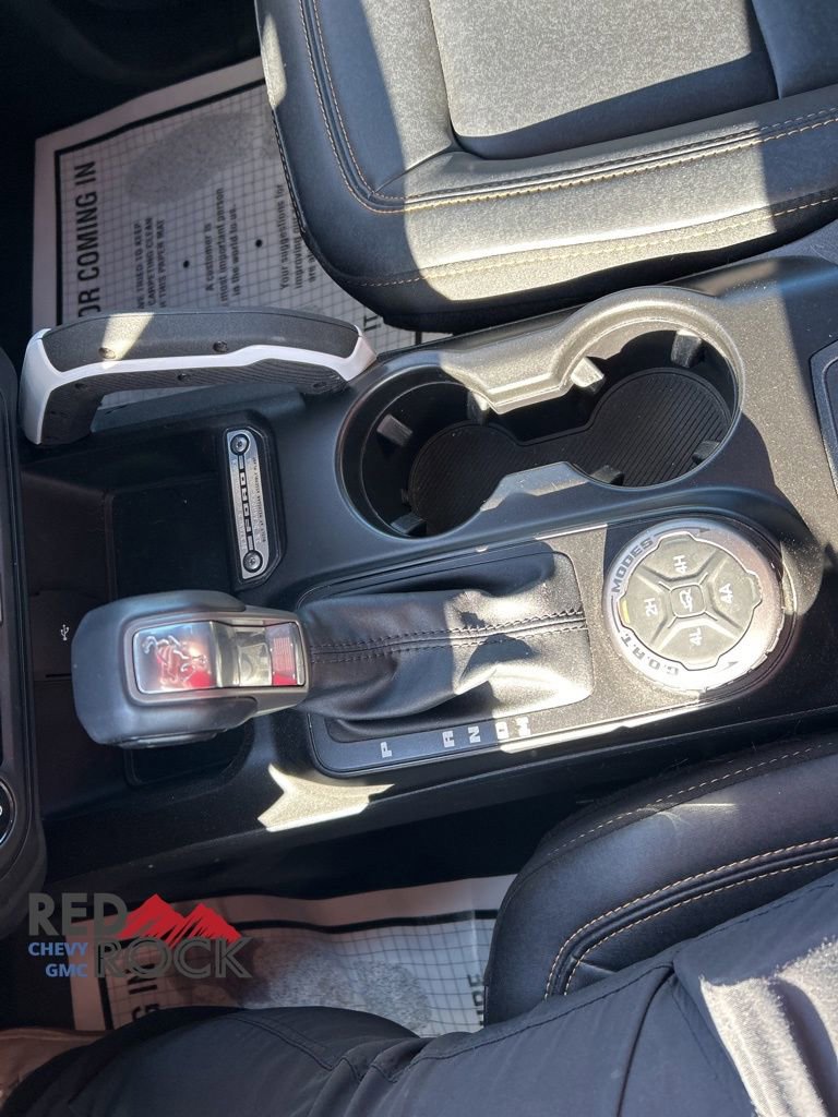 Used 2023 Ford Bronco Badlands image 21