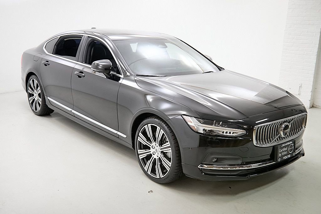Certified 2023 Volvo S90 B6 Ultimate w/ Lounge Package image 4