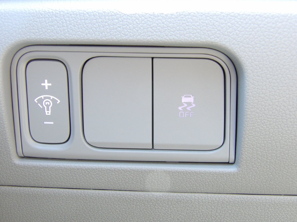 New 2026 Kia Sorento S w/ S Panoramic Sunroof Package FWD image 13