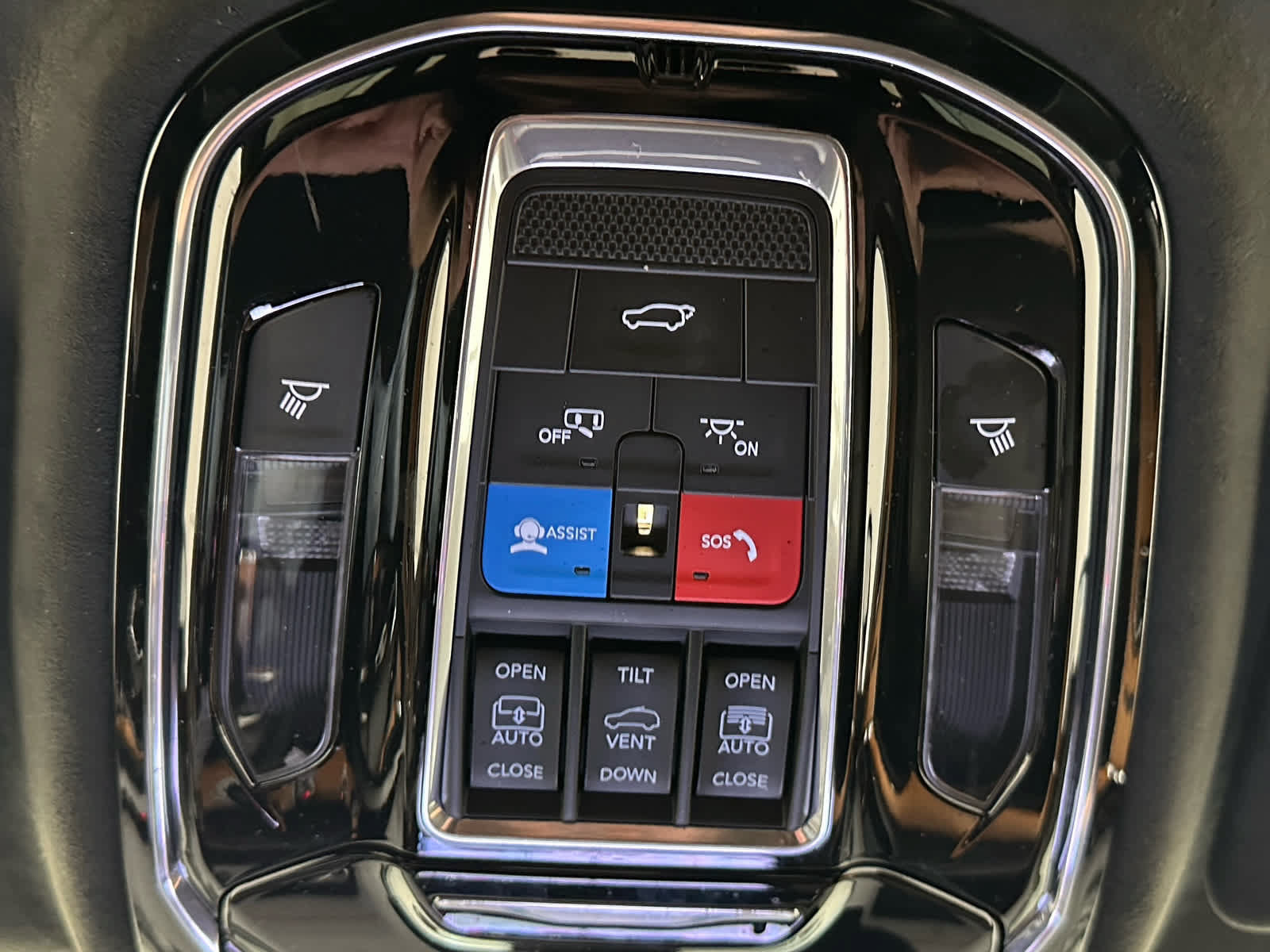 Used 2023 Jeep Grand Cherokee L Summit AWD/4WD image 41