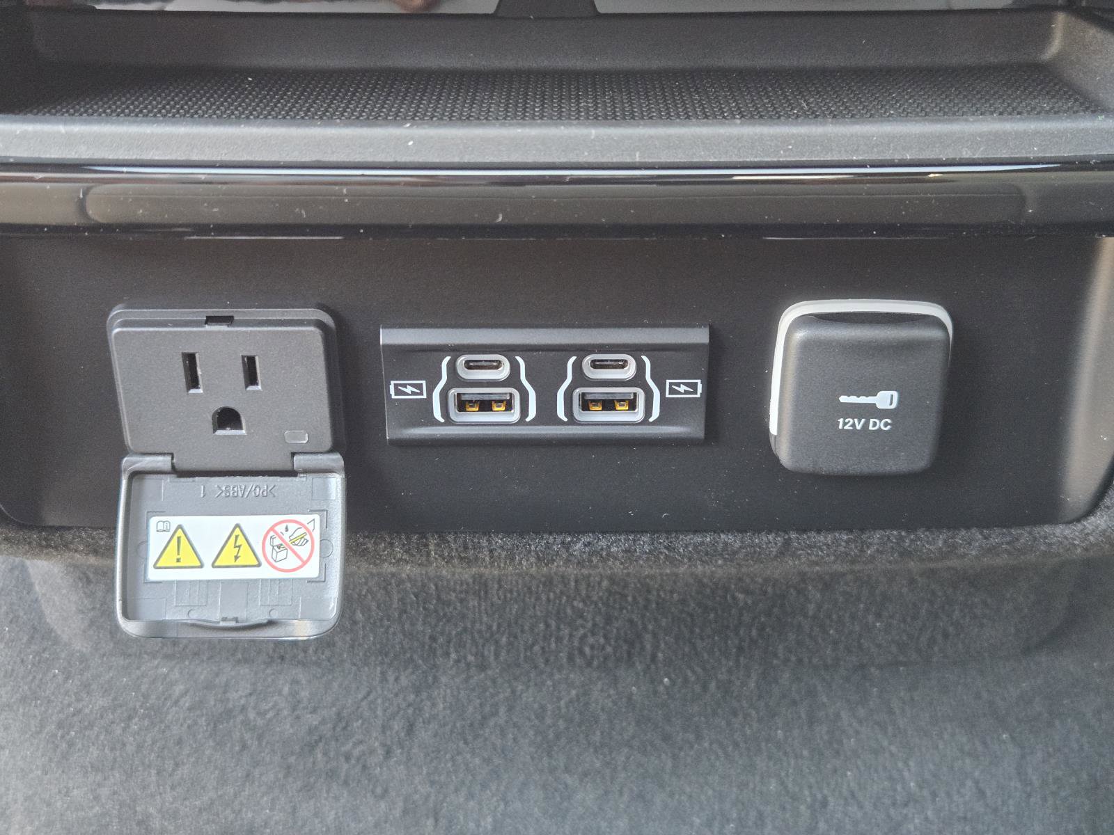 New 2026 Jeep Grand Wagoneer 2WD w/ Premium Group I image 28