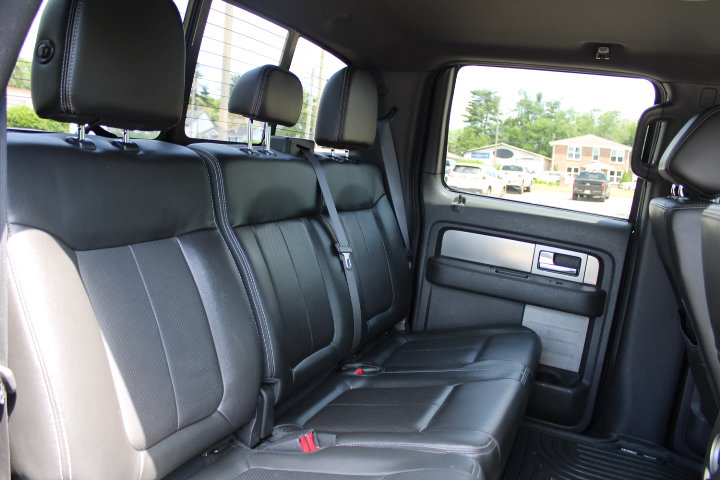 Used 2014 Ford F150 FX4 w/ Equipment Group 402A Luxury AWD/4WD image 25
