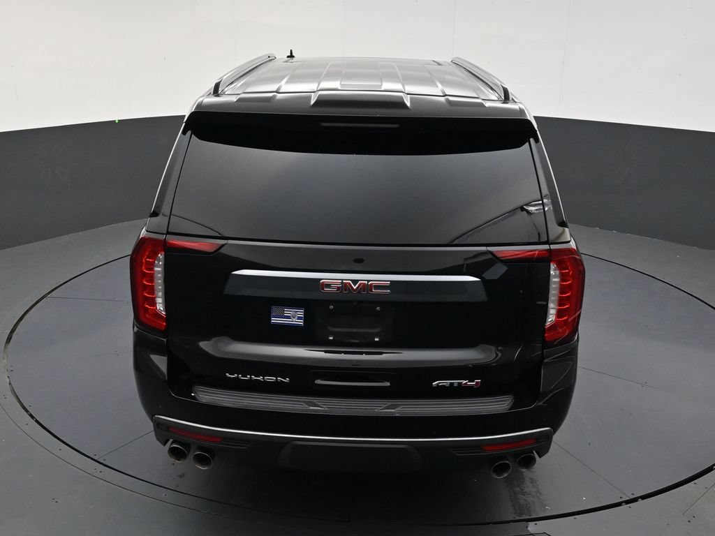 Used 2022 GMC Yukon XL AT4 AWD/4WD image 15