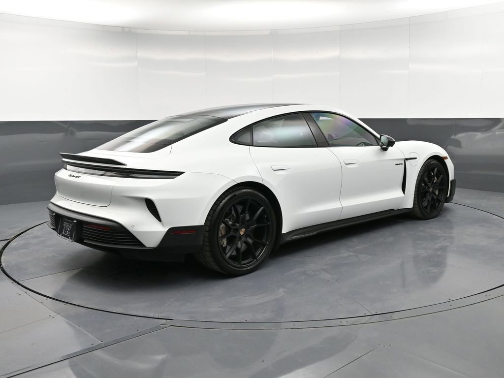 Certified 2025 Porsche Taycan Turbo GT image 8