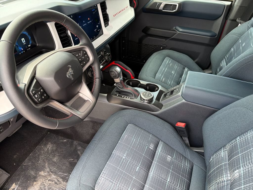 New 2026 Ford Bronco Heritage Edition AWD/4WD image 9