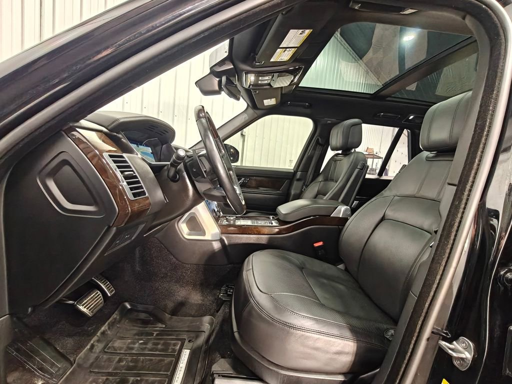 Used 2021 Land Rover Range Rover Westminster Edition image 32