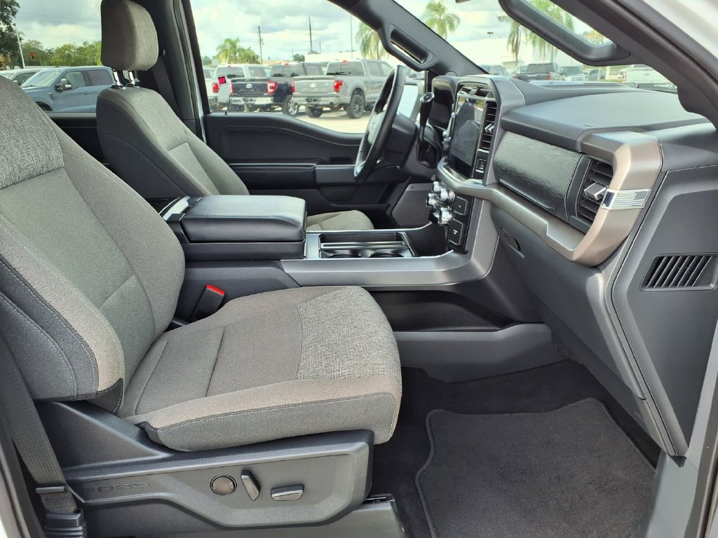 Used 2025 Ford F150 XLT w/ Equipment Group 303A High AWD/4WD image 13