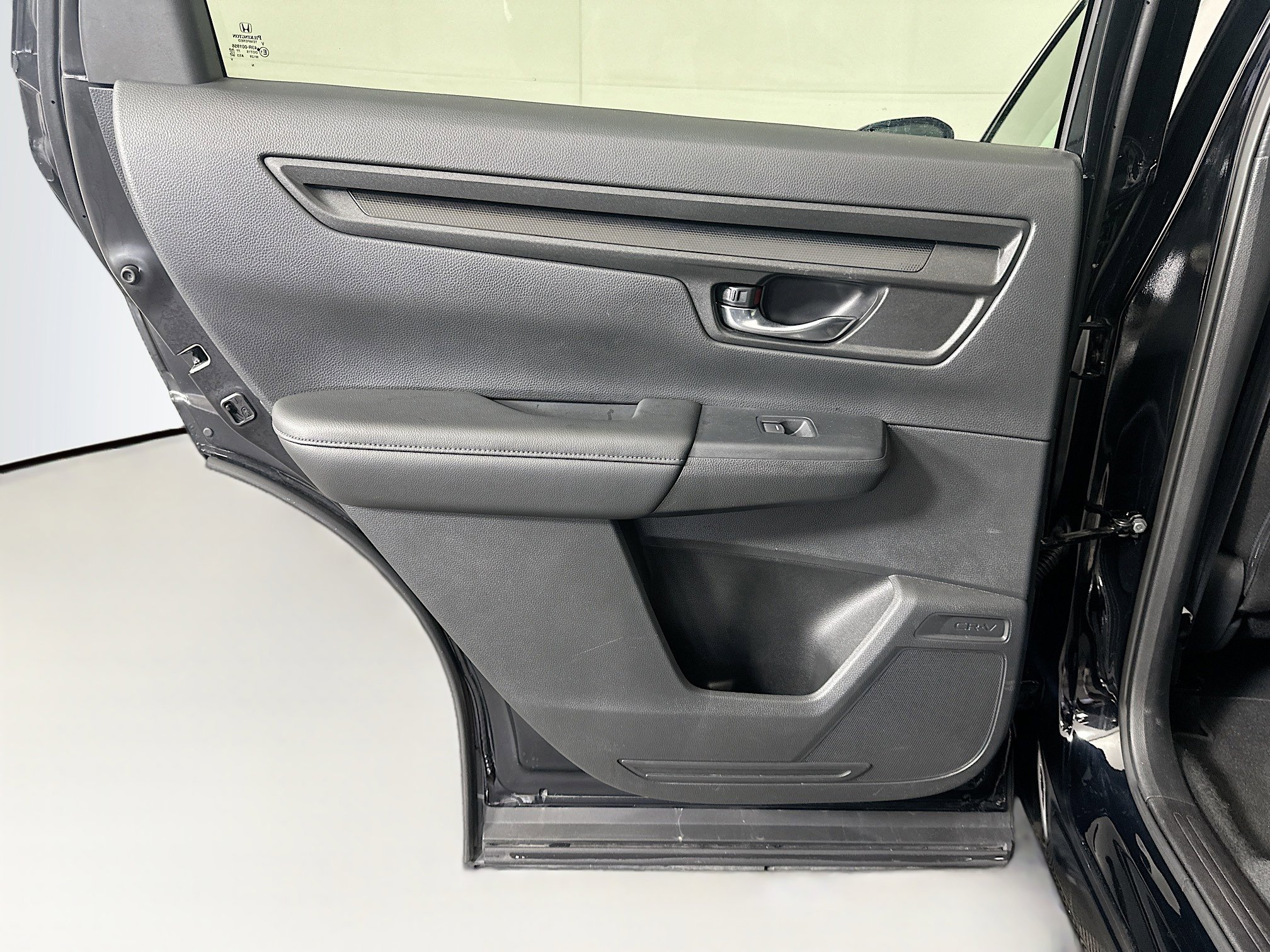 Used 2025 Honda CR-V LX image 24