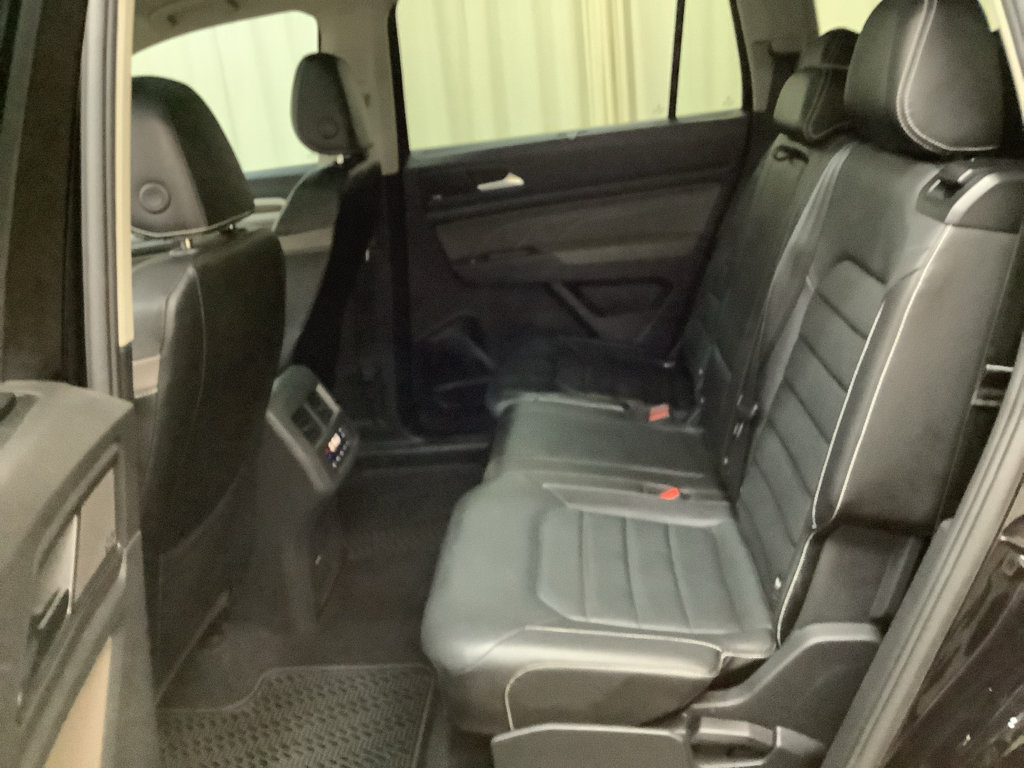 Used 2022 Volkswagen Atlas SEL AWD/4WD image 23