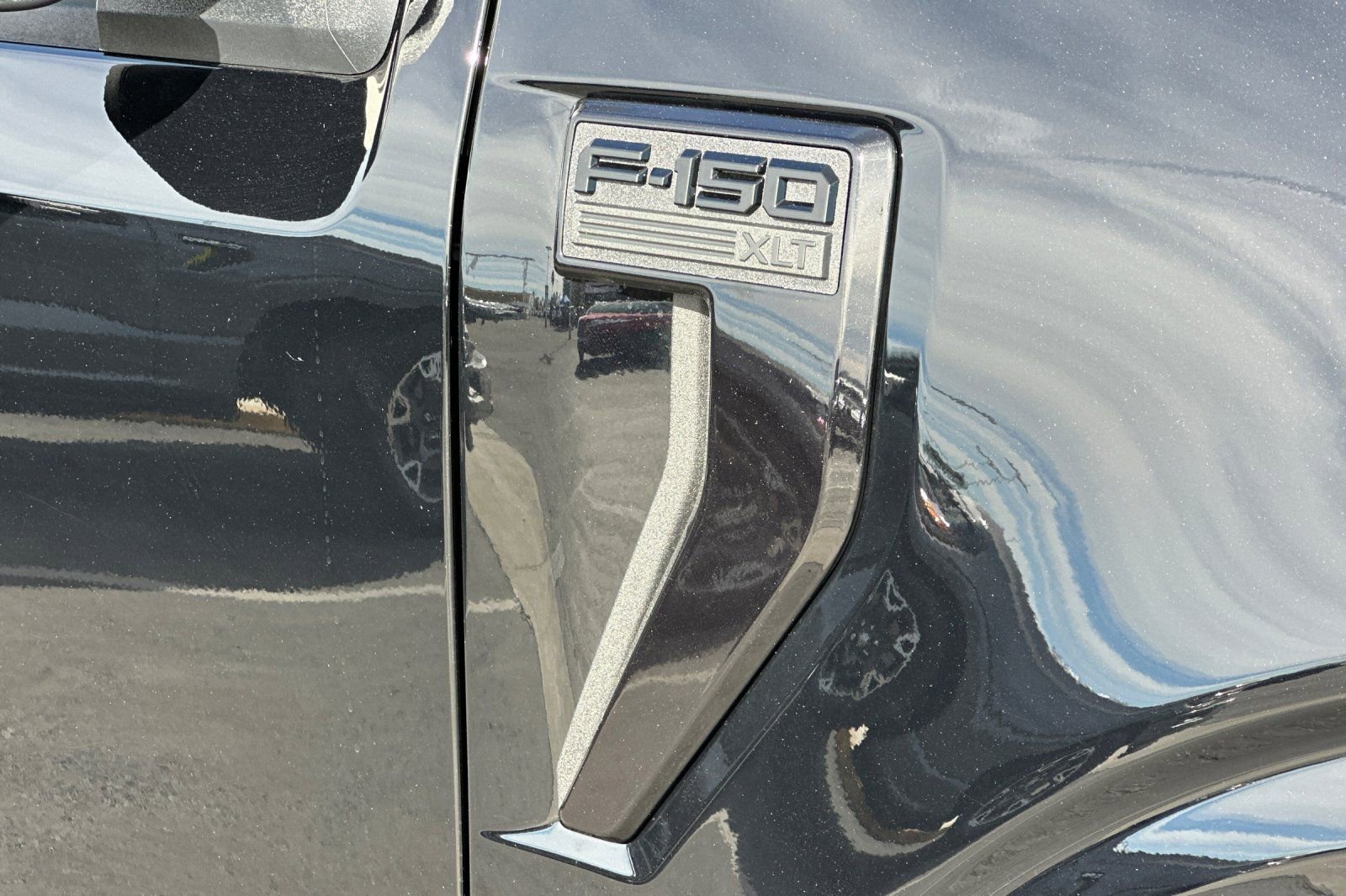 New 2026 Ford F150 XLT w/ FX4 Off-Road Package image 23