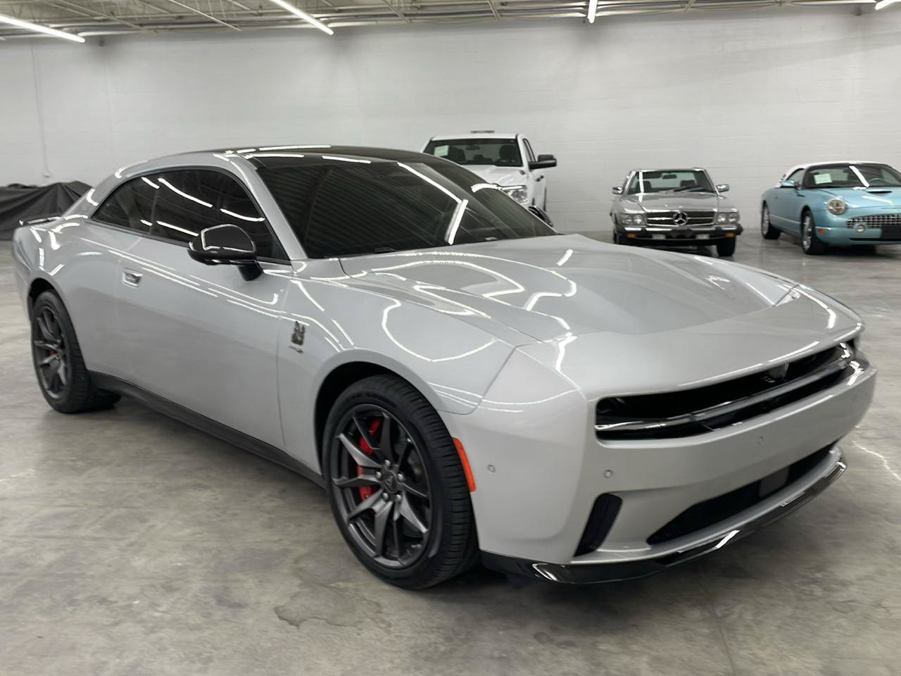 Used 2024 Dodge Charger Daytona Scat Pack w/ Plus Group AWD/4WD image 5