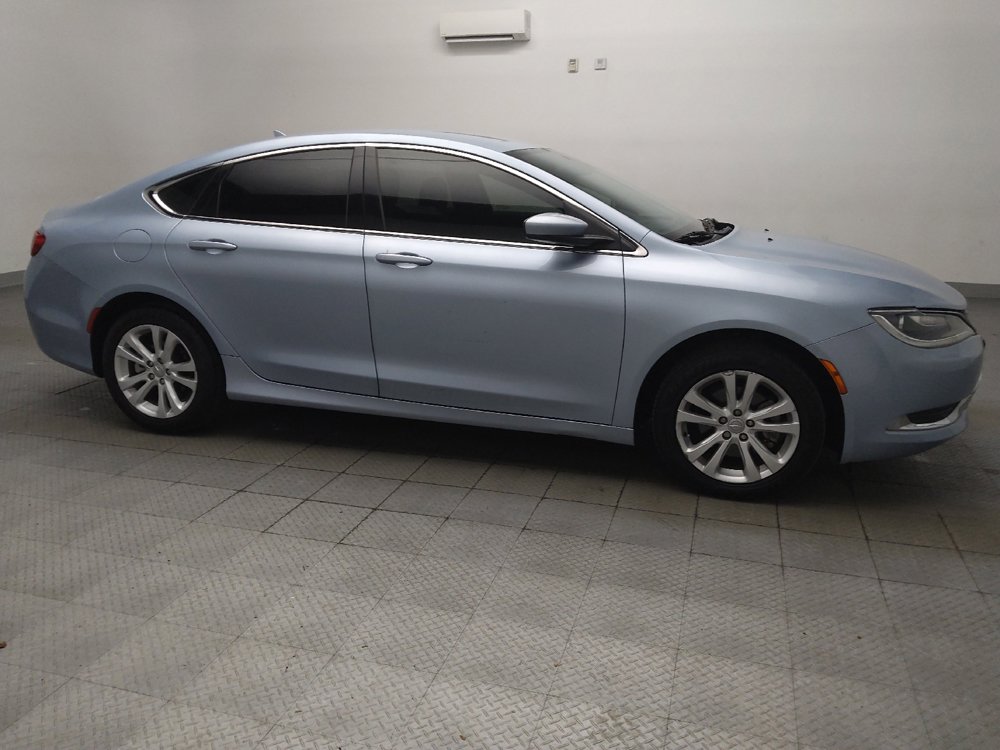 Used 2015 Chrysler 200 Limited w/ Convenience Group FWD image 11