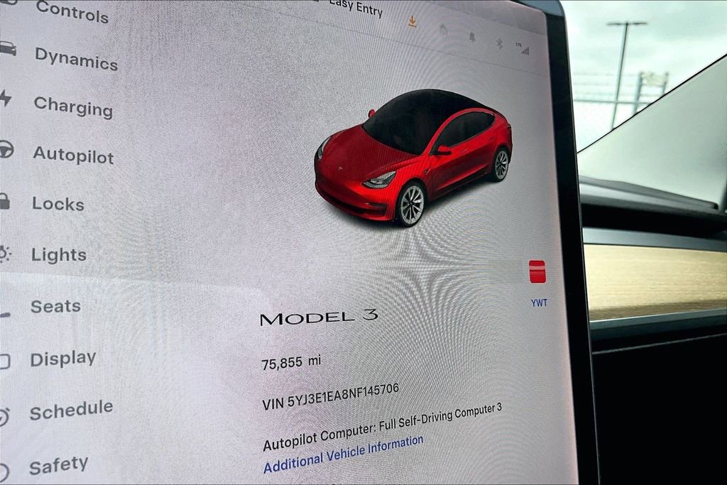 Used 2022 Tesla Model 3 Standard Range image 28
